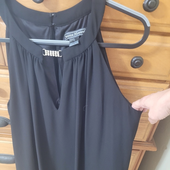 Jessica Howard Black Halter Keyhole Formal Dress with Sheer Cape Size 14 - Picture 5 of 8